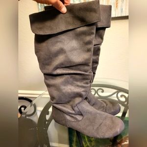 WOMEN'S TALL BOOTS